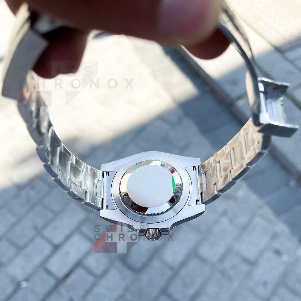rolex pepsi 126710blro oyster bracelet 2