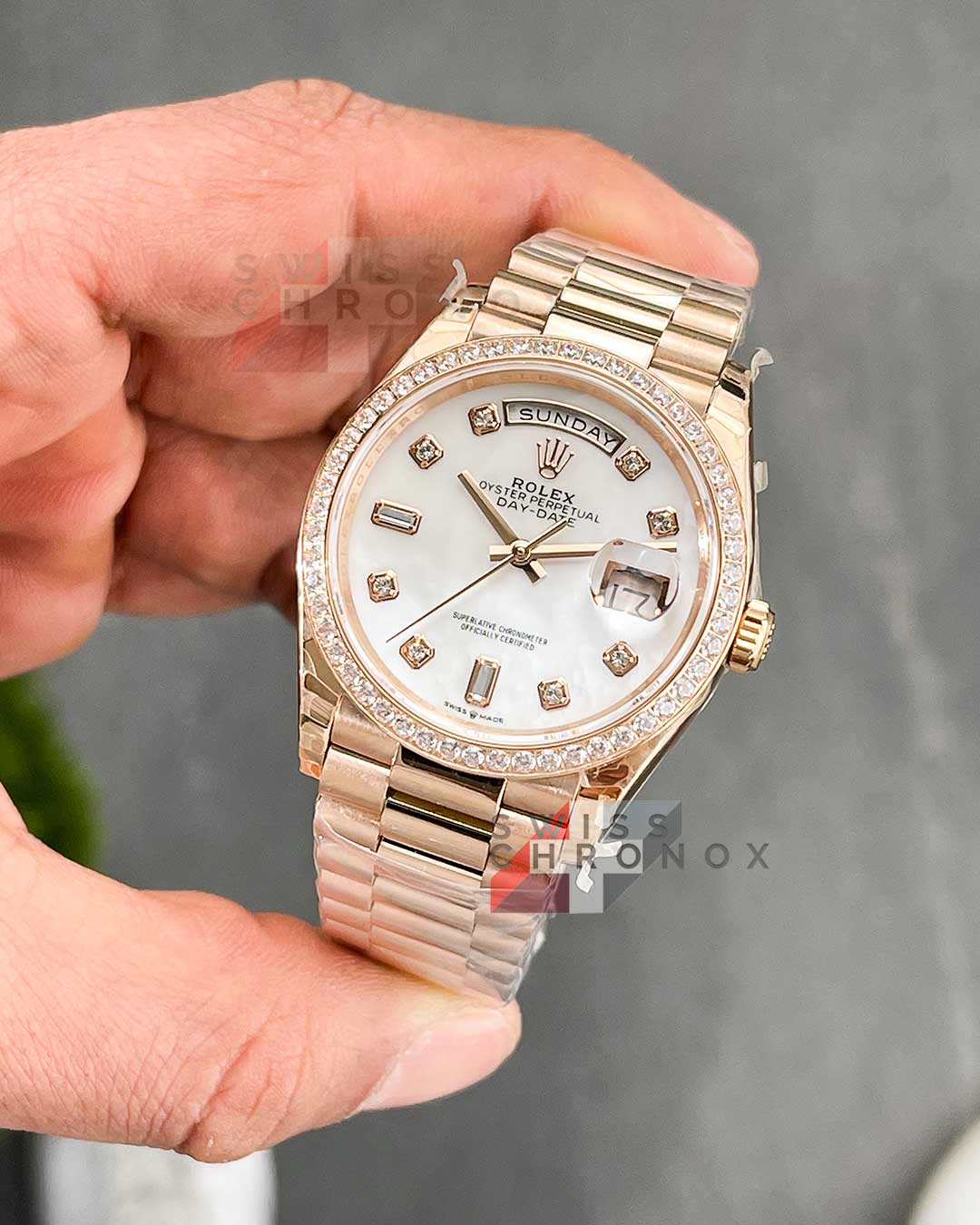 rolex day date 36 mother of pearl diamond rose gold 128235 b
