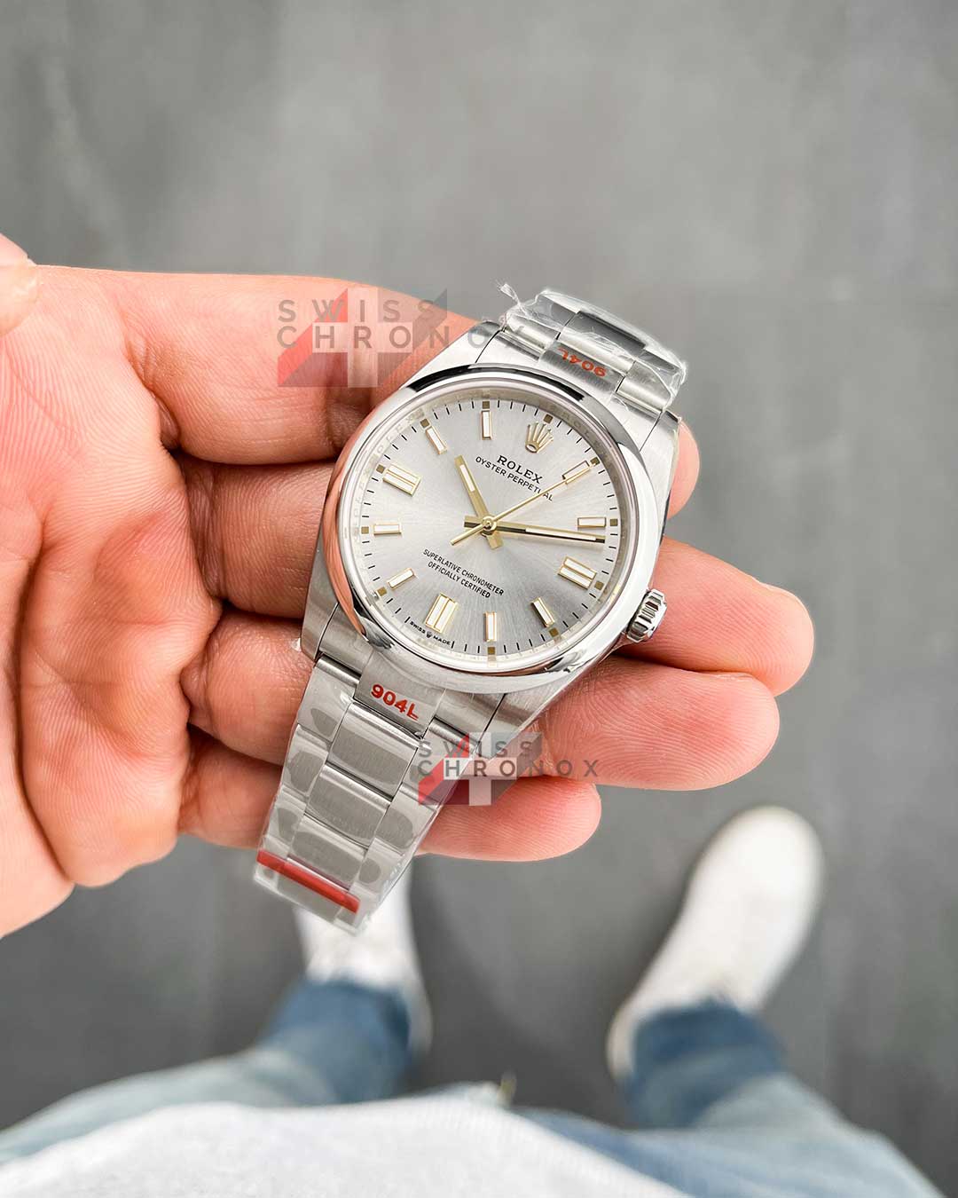 rolex oyster perpetual 36 silver dial 126000 4