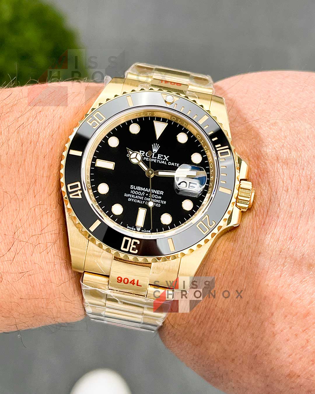 rolex submariner 41mm 126618ln yellow gold black dial 3